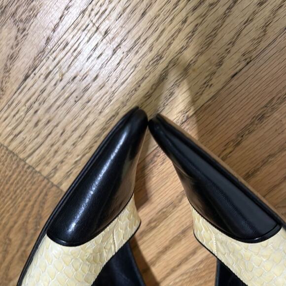 CHANEL VINTAGE SNAKESKIN PUMPS SIZE 8 - Picture 8 of 8